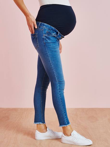 7/8 Maternity Slim Fit Jeans with Tears Light Denim Blue 