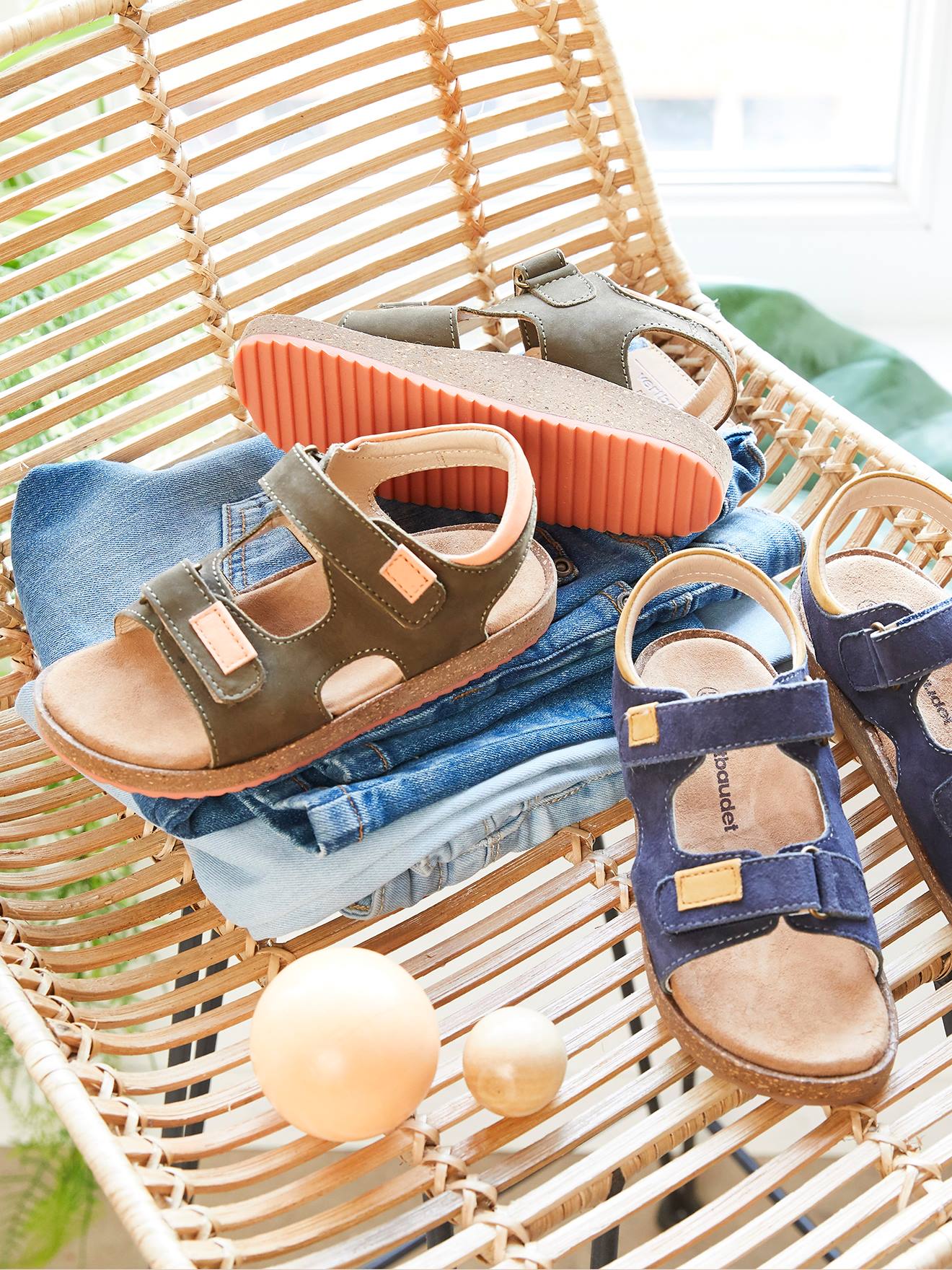 Baby birkenstock hotsell style sandals