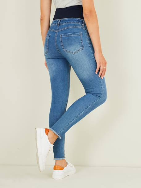 7/8 Maternity Slim Fit Jeans with Tears Light Denim Blue 