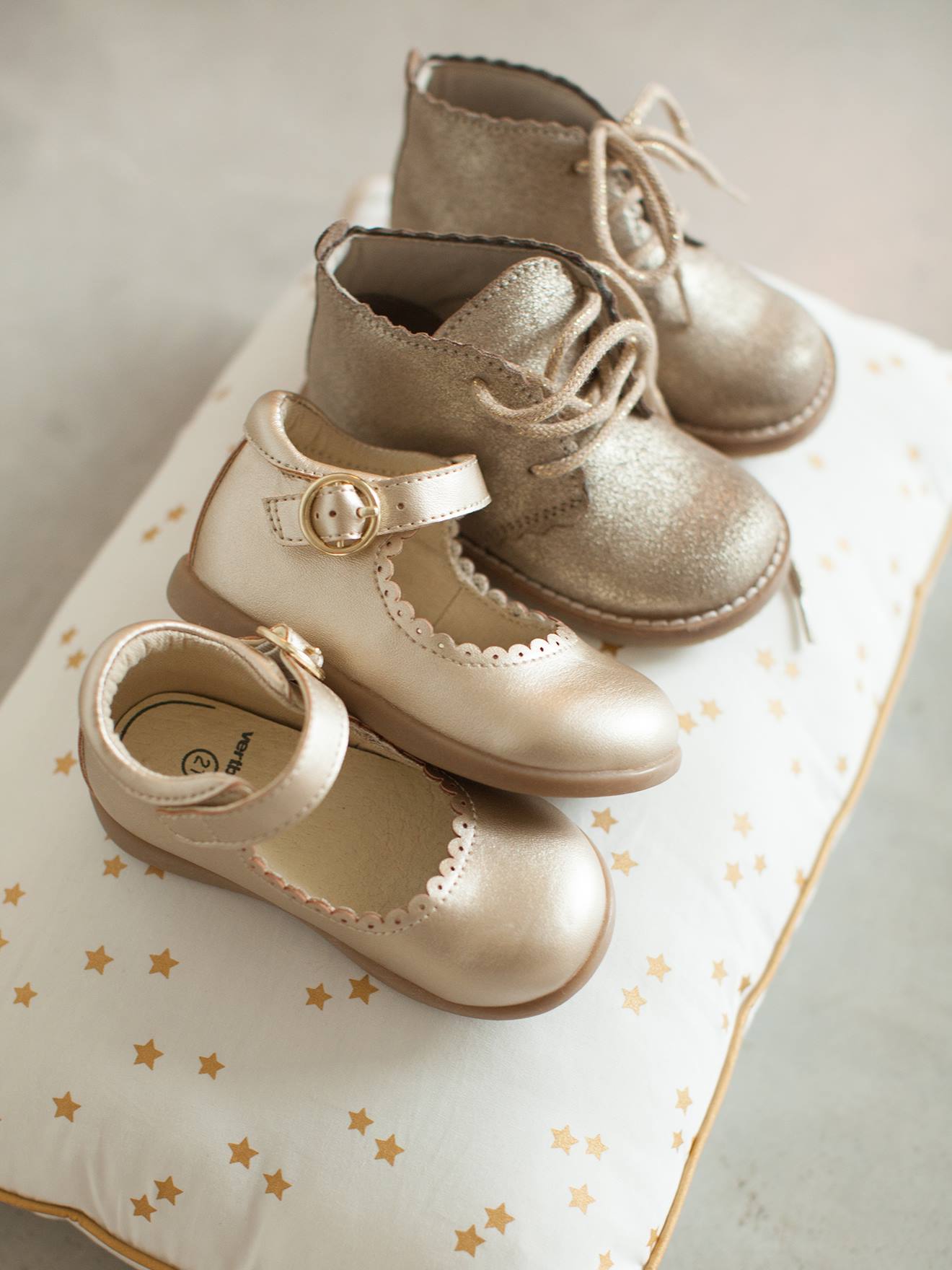 Leather Pram Boots with Laces for Baby Girls gold