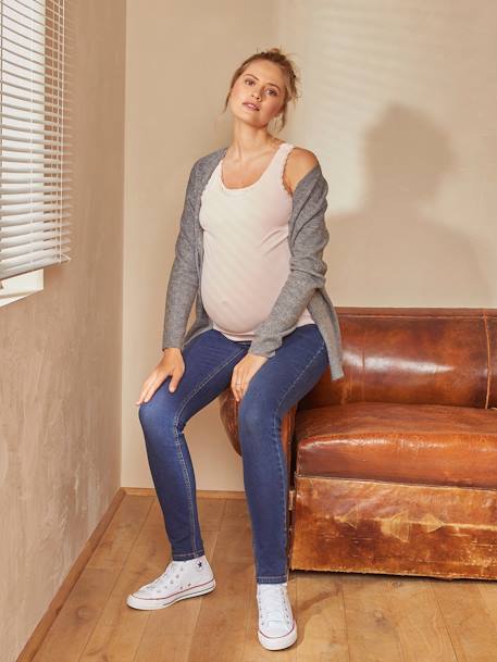 Slim Leg Maternity Jeans with Seamless Belly-Wrap - bleached denim
