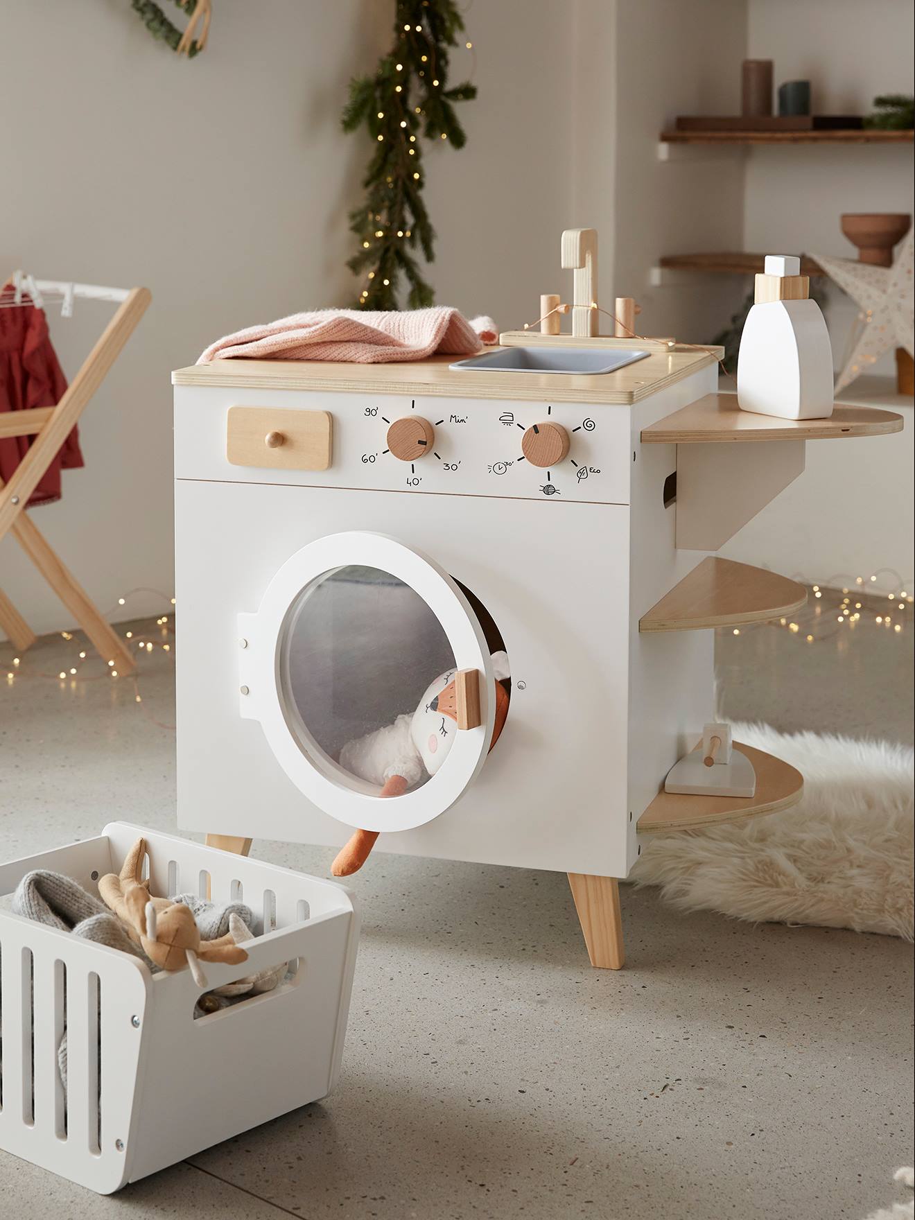 Wooden play on sale washing machine