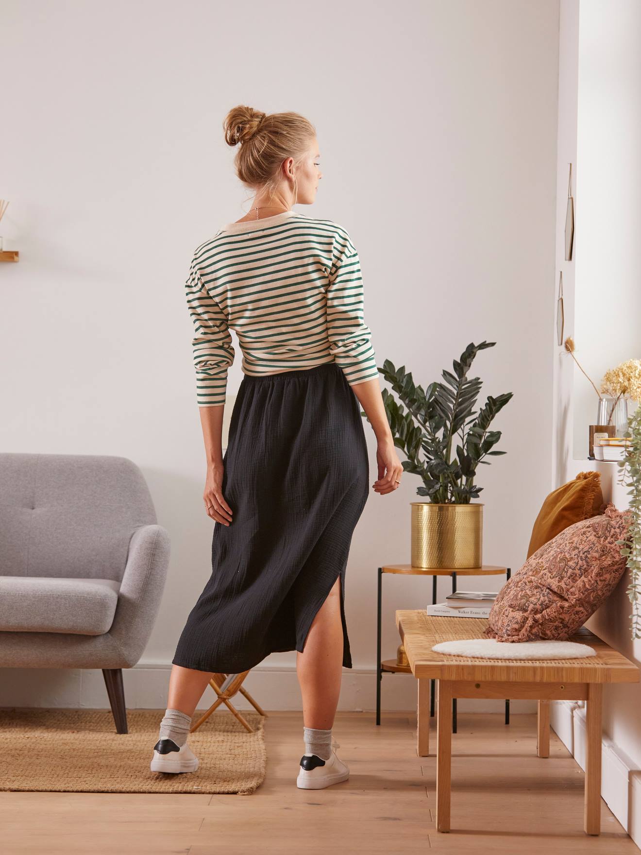 Long khaki cheap skirts black