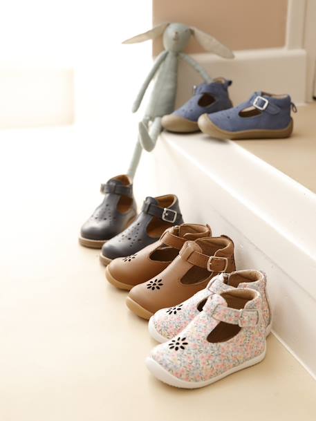 Soft Leather Pram Shoes for Babies, Designed for Crawling denim blue 