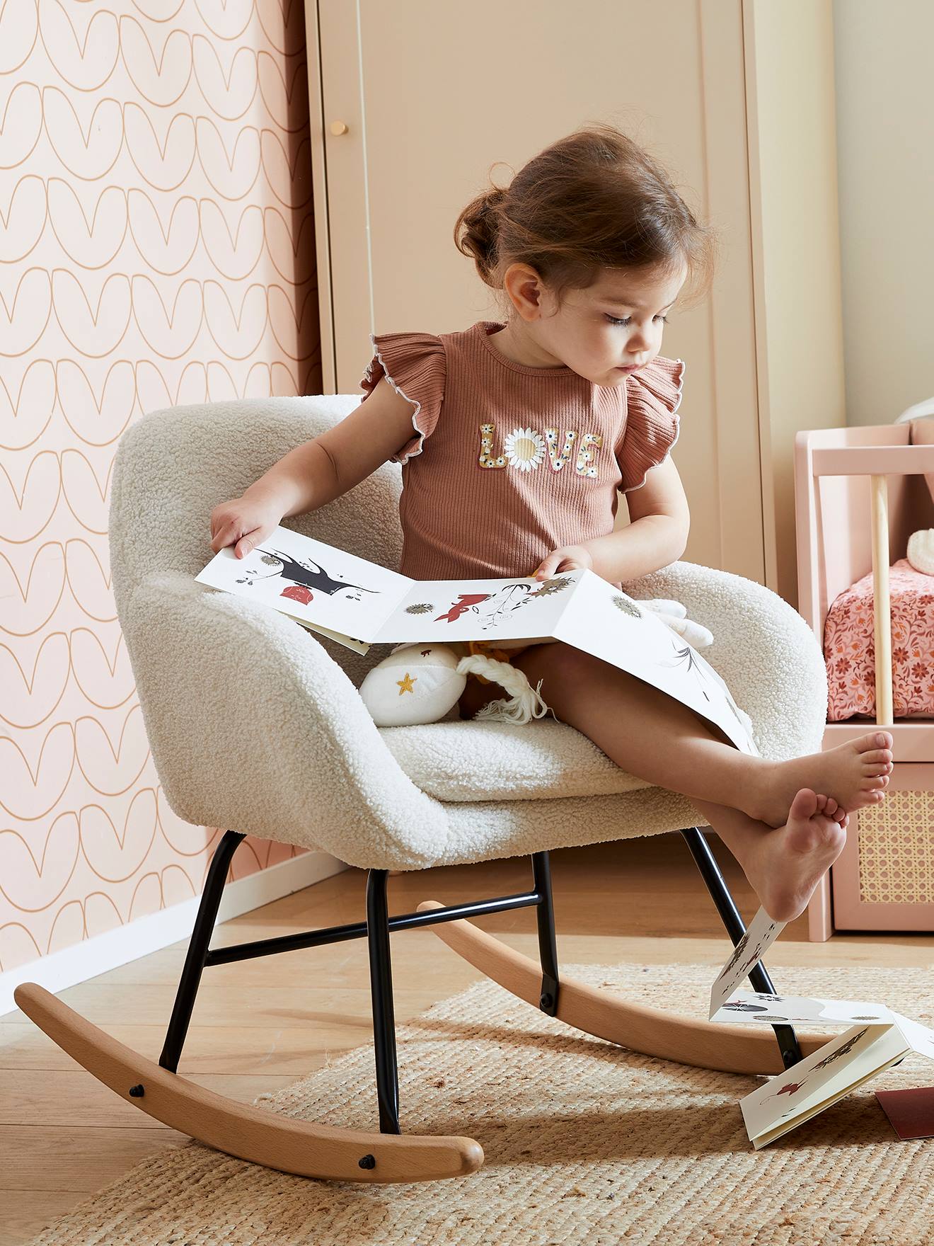 Boys rocking shop chair