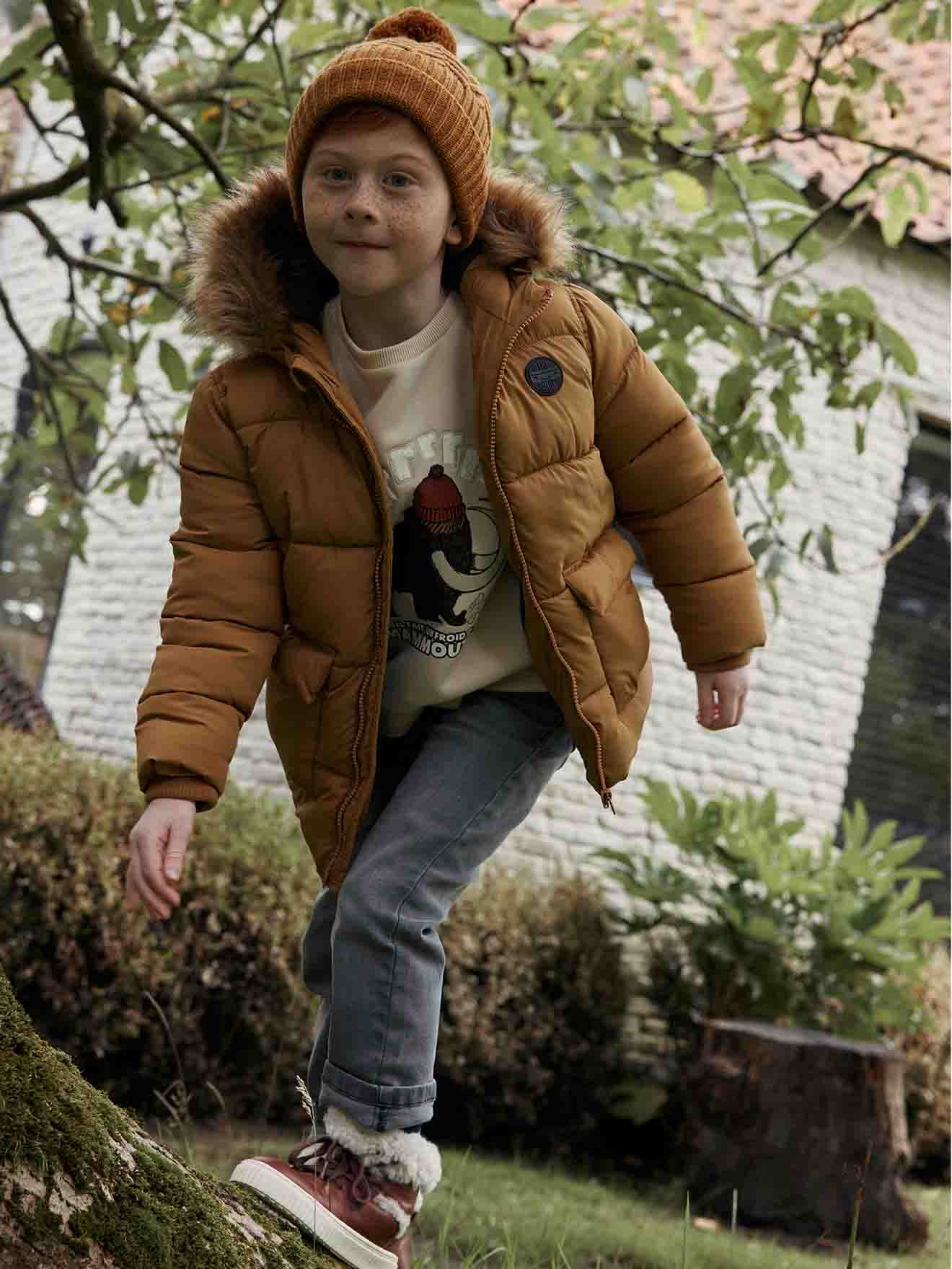 Hooded Jacket Lined in Polar Fleece with Gloves for Boys brown