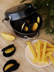 Toys-Role Play Toys-Kitchen Toys-Mussels & Chips in FSC® Wood