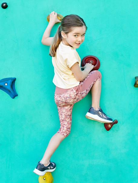 Sports Combo: T-Shirt & Cropped Trousers with Iridescent 'sunrise' Motif, for Girls ecru 