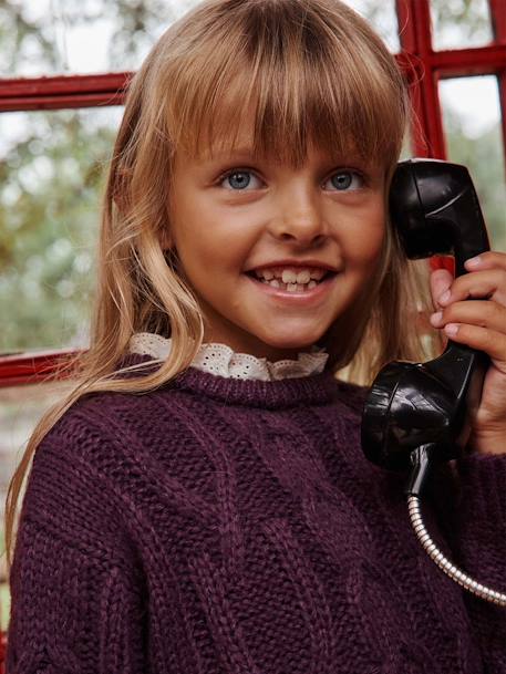 Cable Knit Jumper with Collar in Broderie Anglaise plum 