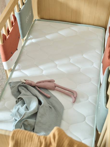 Mattress in Recycled Foam, Thermo-Regulating, for Babies white 