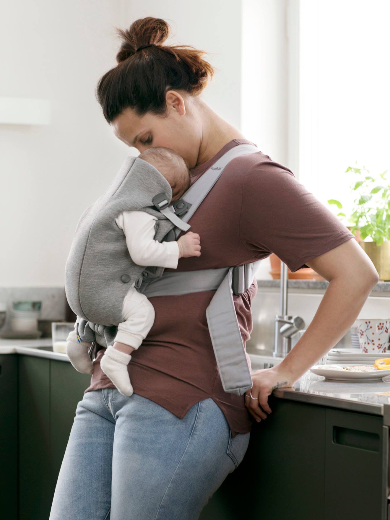 Babybjörn mini best sale baby carrier